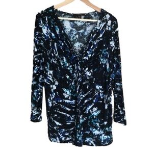 FEVER abstract print 3/4 sleeve v-neck top size large
